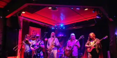 Halloween Spooktacular #4 with Smokey The Groove & Low Flying Birds