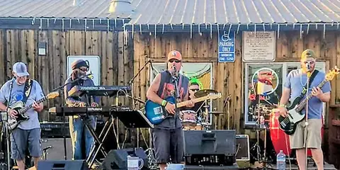 Freestone - Live at The Commons